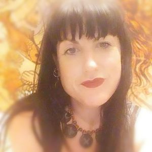 Meet your Posher, Korie